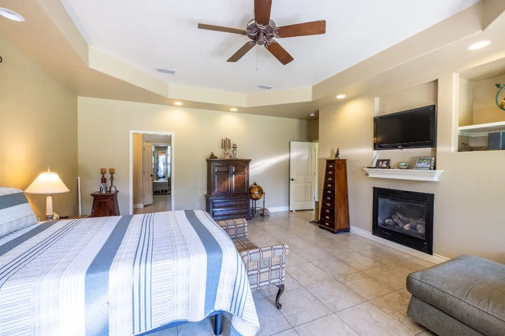 1338 Donovan Street Gonzales, TX 78629