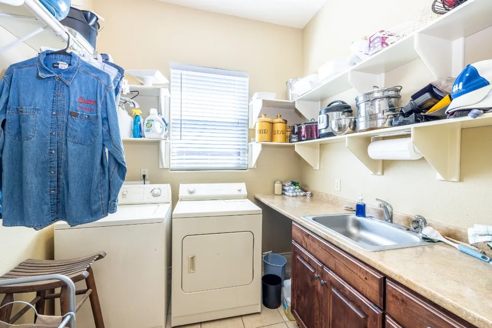 1338 Donovan Street Gonzales, TX 78629