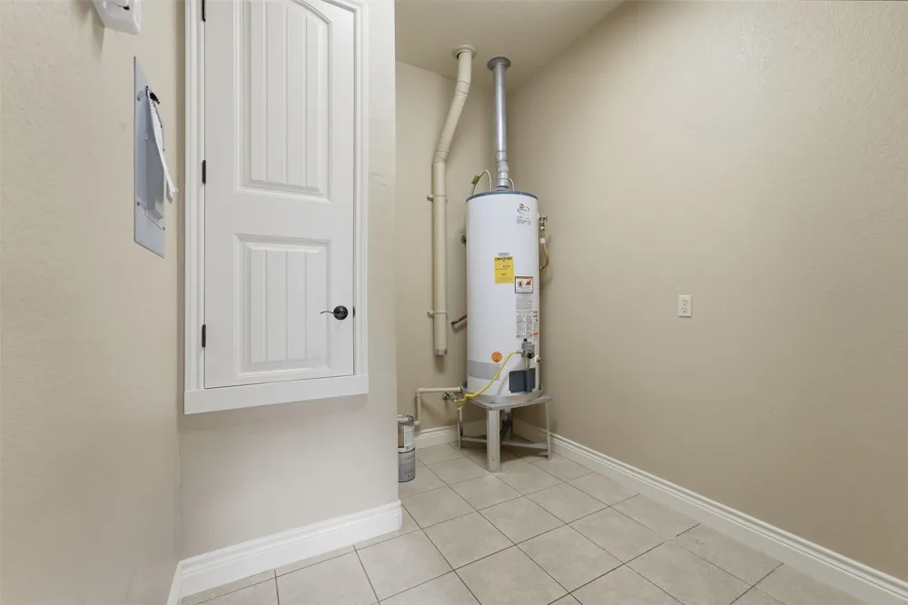 1338 Donovan Street Gonzales, TX 78629