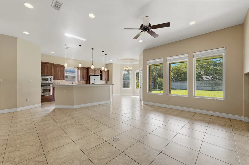 1338 Donovan Street Gonzales, TX 78629