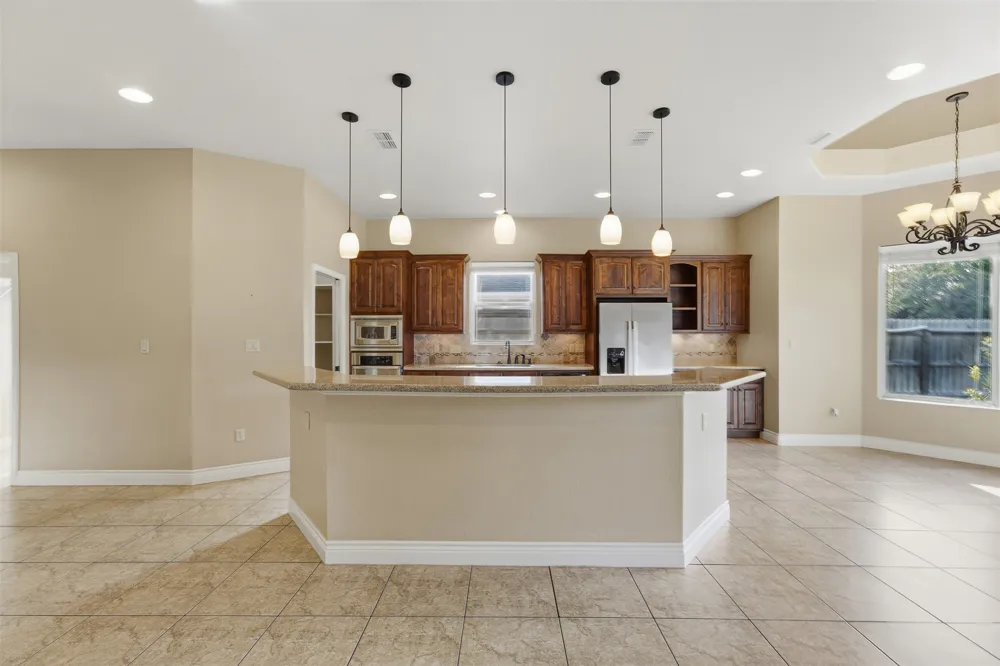 1338 Donovan Street Gonzales, TX 78629