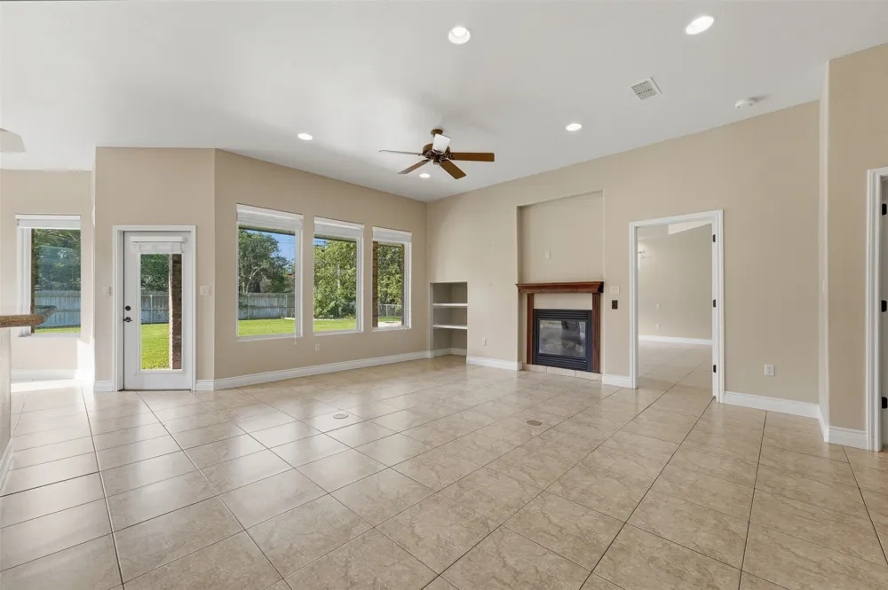 1338 Donovan Street Gonzales, TX 78629
