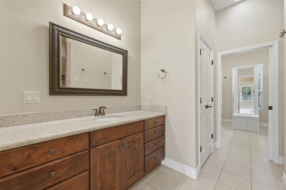1338 Donovan Street Gonzales, TX 78629