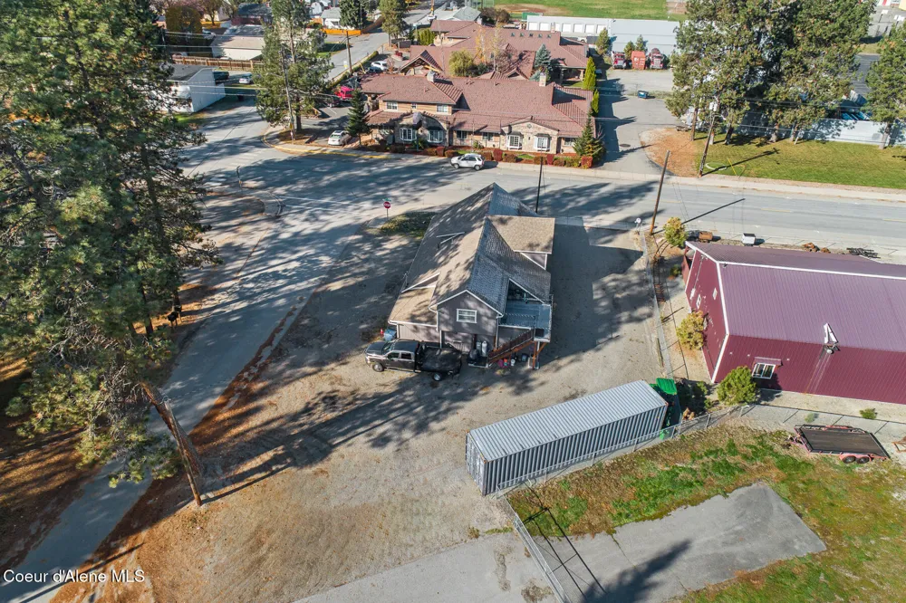 207 S Division Street Pinehurst, ID 83850