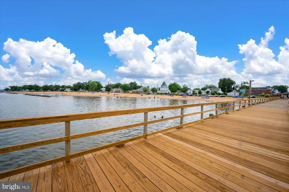 11TH STREET Colonial Beach, VA 22443