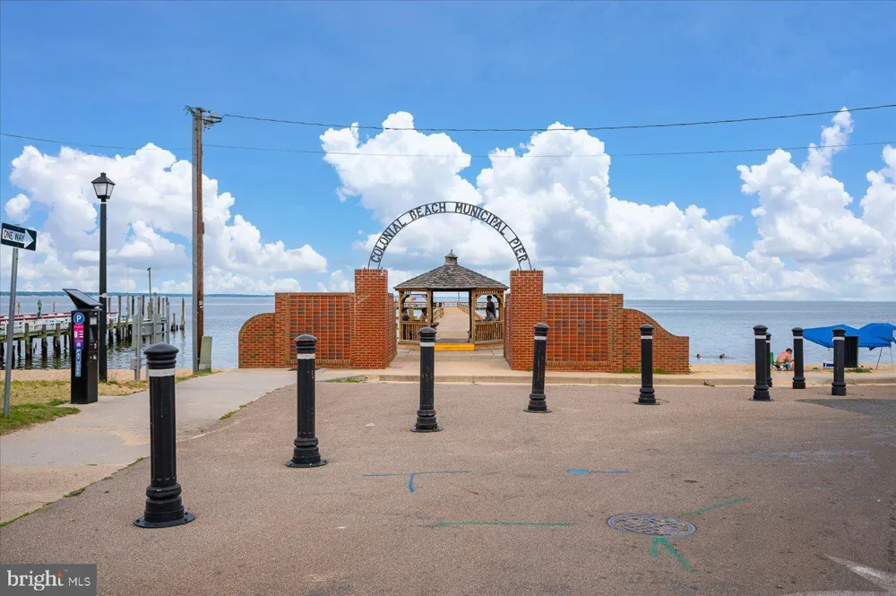 11TH STREET Colonial Beach, VA 22443