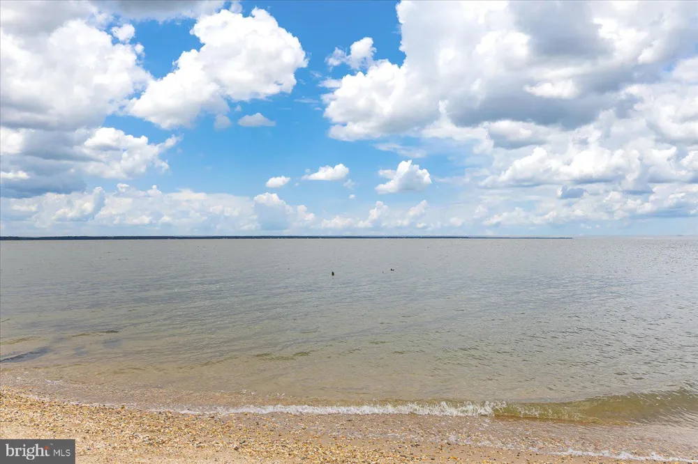 11TH STREET Colonial Beach, VA 22443