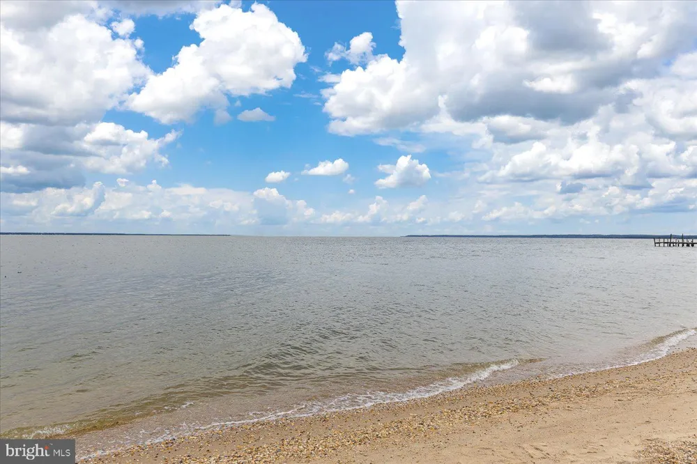 11TH STREET Colonial Beach, VA 22443