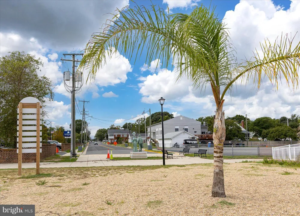 11TH STREET Colonial Beach, VA 22443