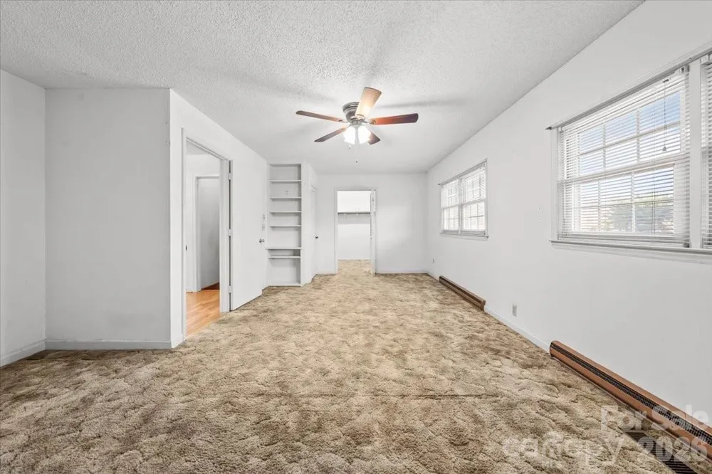 372 Holly Hills Drive Troy, NC 27371