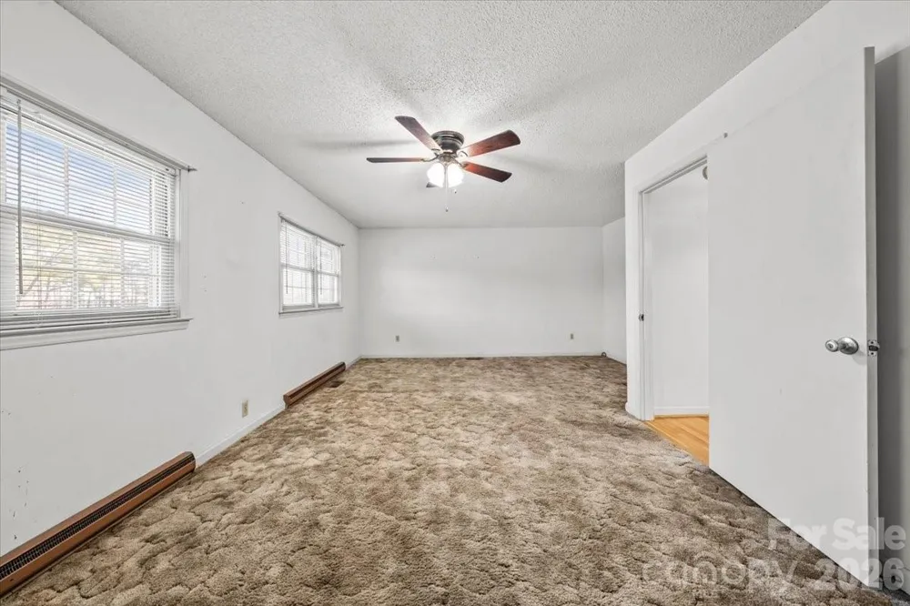 372 Holly Hills Drive Troy, NC 27371