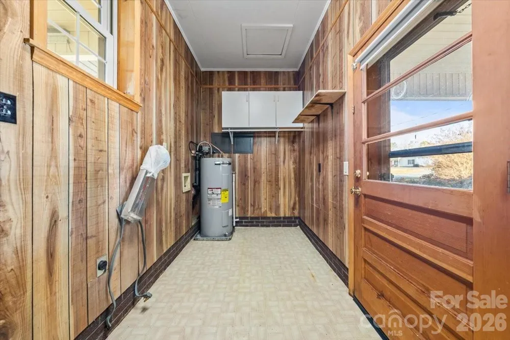 372 Holly Hills Drive Troy, NC 27371