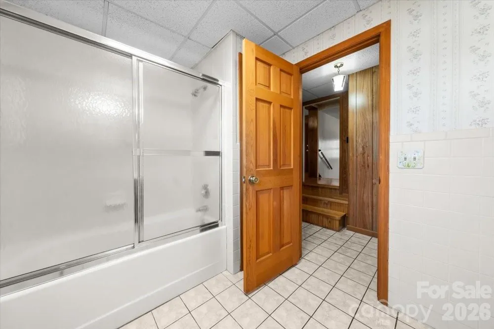 372 Holly Hills Drive Troy, NC 27371