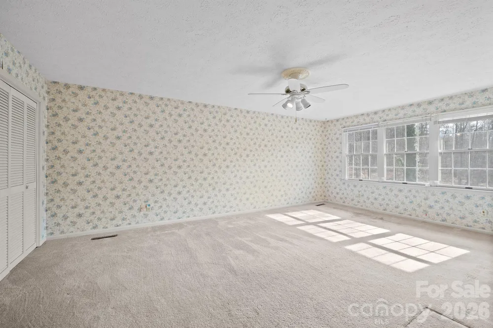 2153 S Fork Drive Morganton, NC 28655