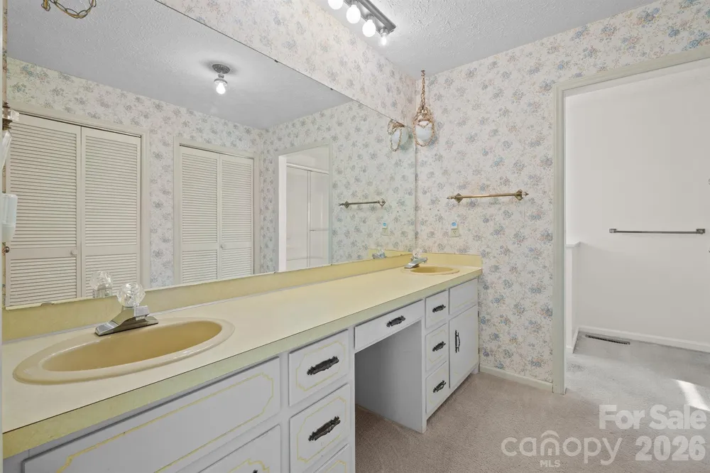 2153 S Fork Drive Morganton, NC 28655