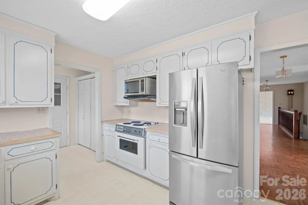 2153 S Fork Drive Morganton, NC 28655