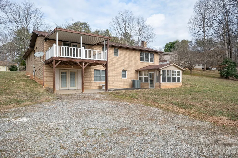 2153 S Fork Drive Morganton, NC 28655