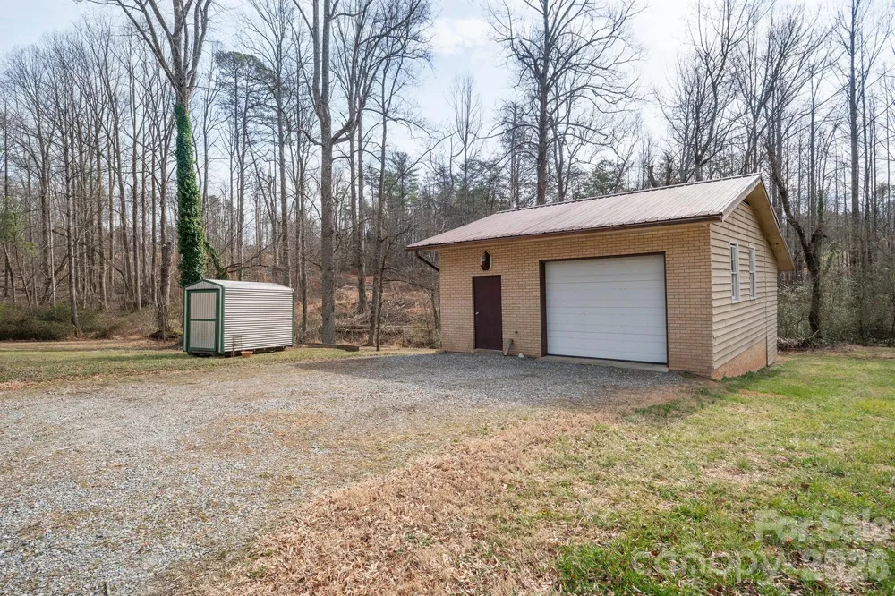 2153 S Fork Drive Morganton, NC 28655