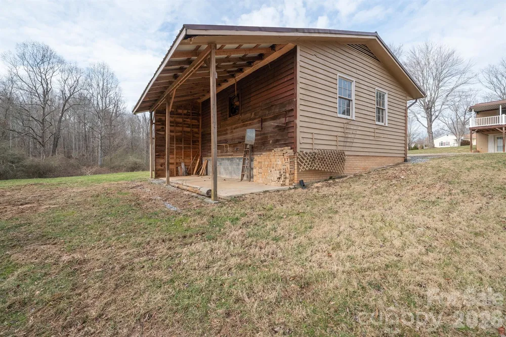 2153 S Fork Drive Morganton, NC 28655