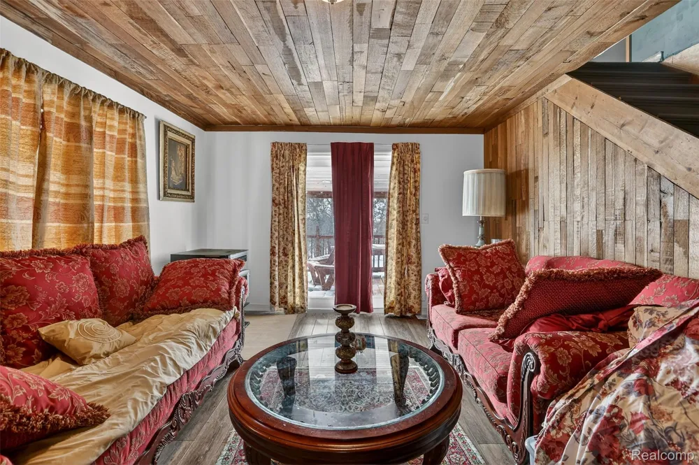 1130 S Gray Road Ogemaw Township, MI 48661