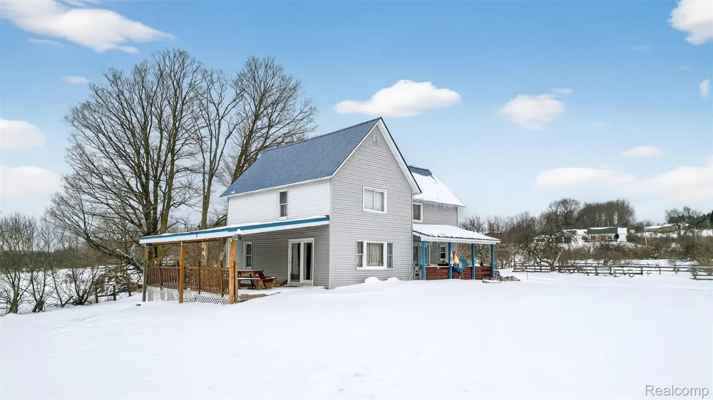 1130 S Gray Road Ogemaw Township, MI 48661