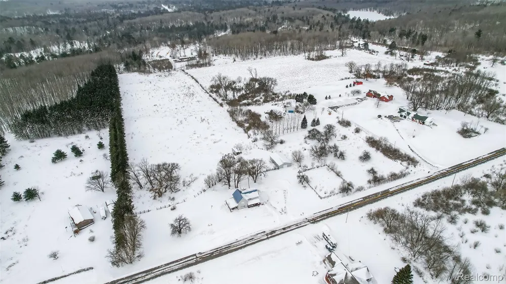 1130 S Gray Road Ogemaw Township, MI 48661