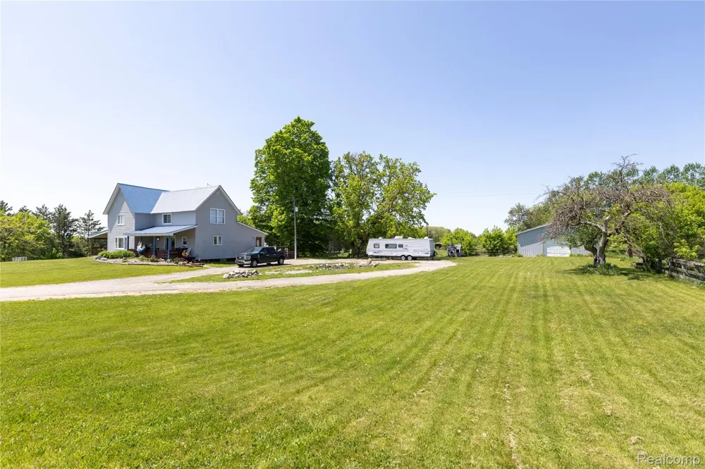 1130 S Gray Road Ogemaw Township, MI 48661