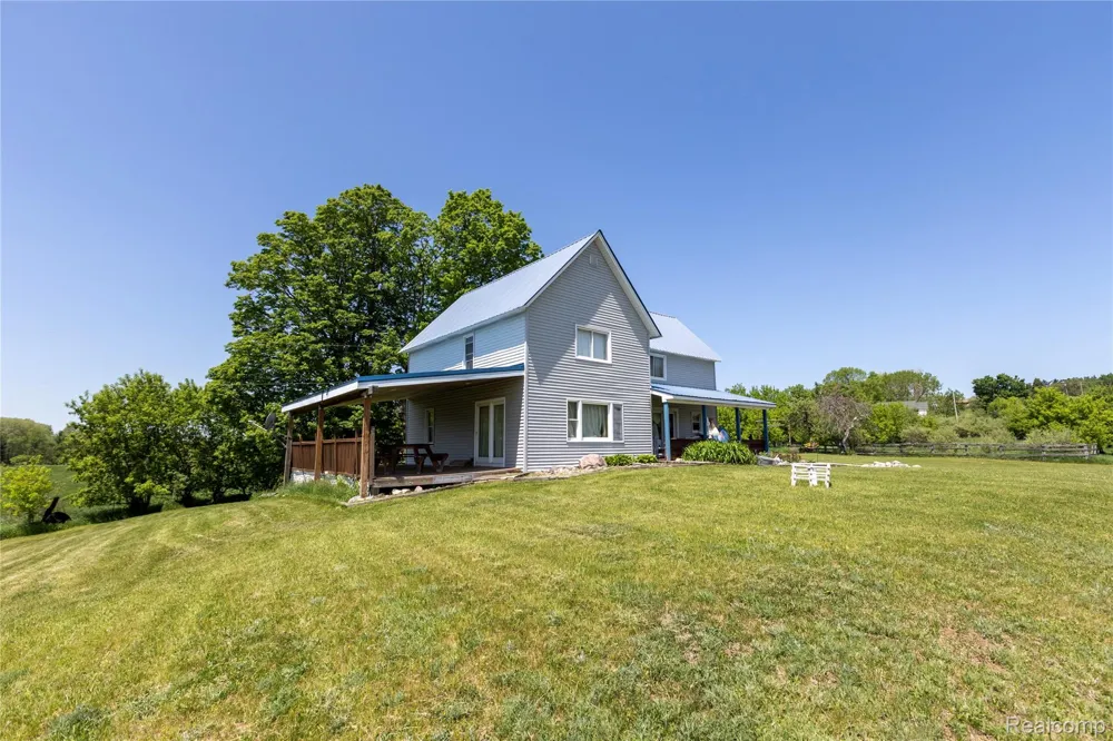 1130 S Gray Road Ogemaw Township, MI 48661