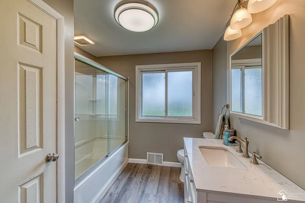 2525 Reinhardt Road Frenchtown Township, MI 48162