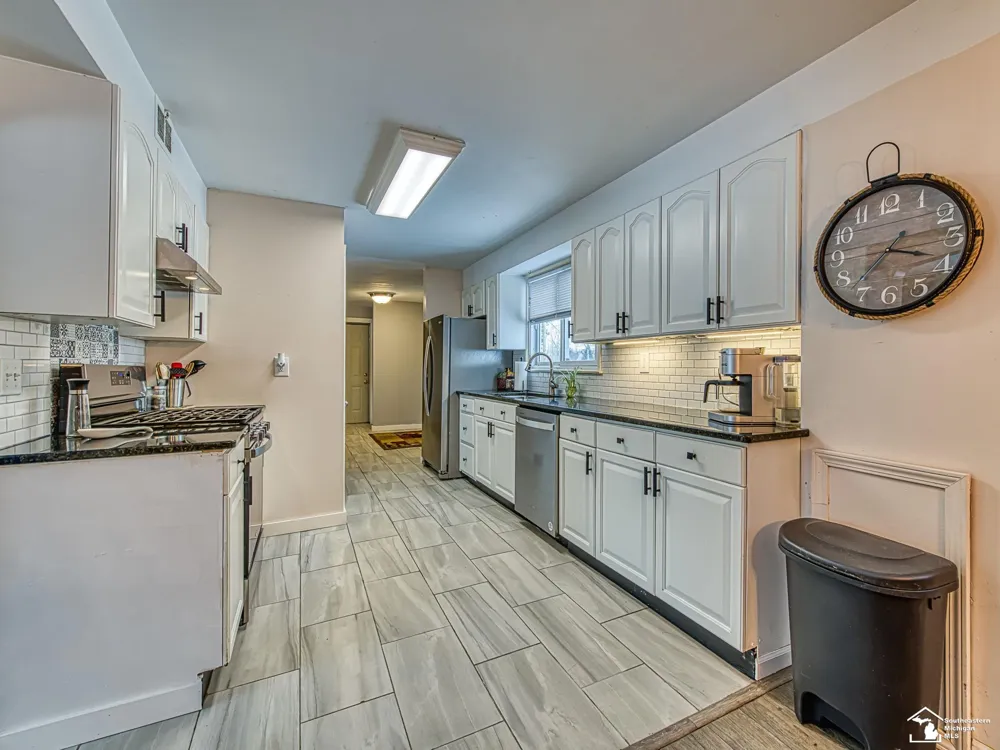 2525 Reinhardt Road Frenchtown Township, MI 48162