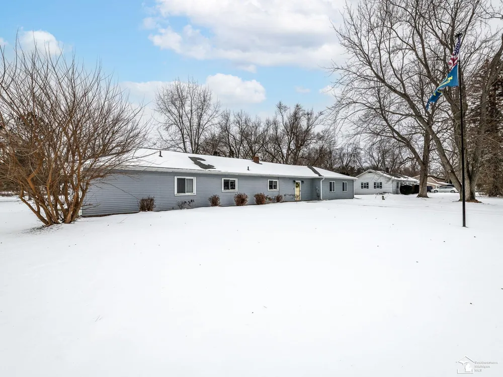 2525 Reinhardt Road Frenchtown Township, MI 48162