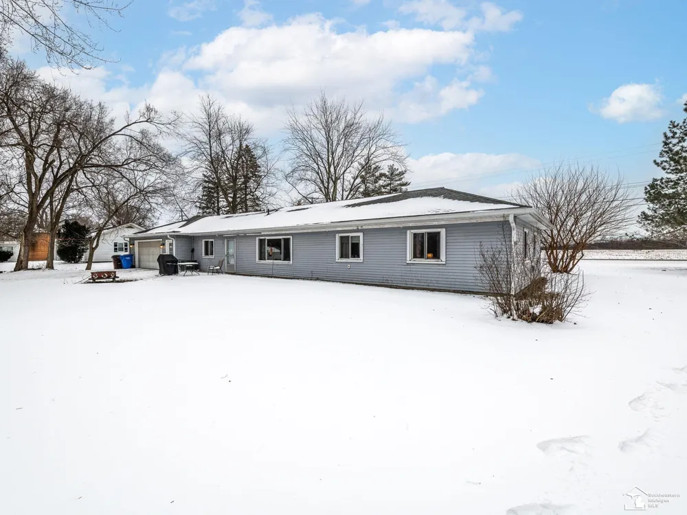 2525 Reinhardt Road Frenchtown Township, MI 48162