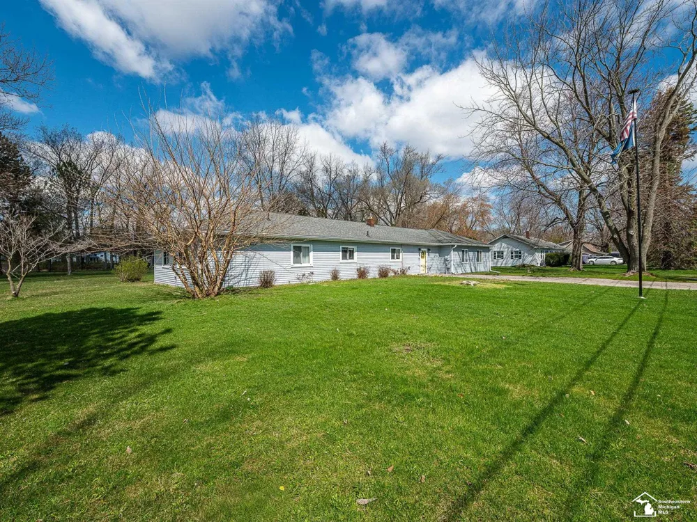 2525 Reinhardt Road Frenchtown Township, MI 48162