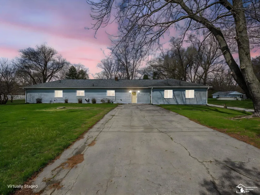 2525 Reinhardt Road Frenchtown Township, MI 48162