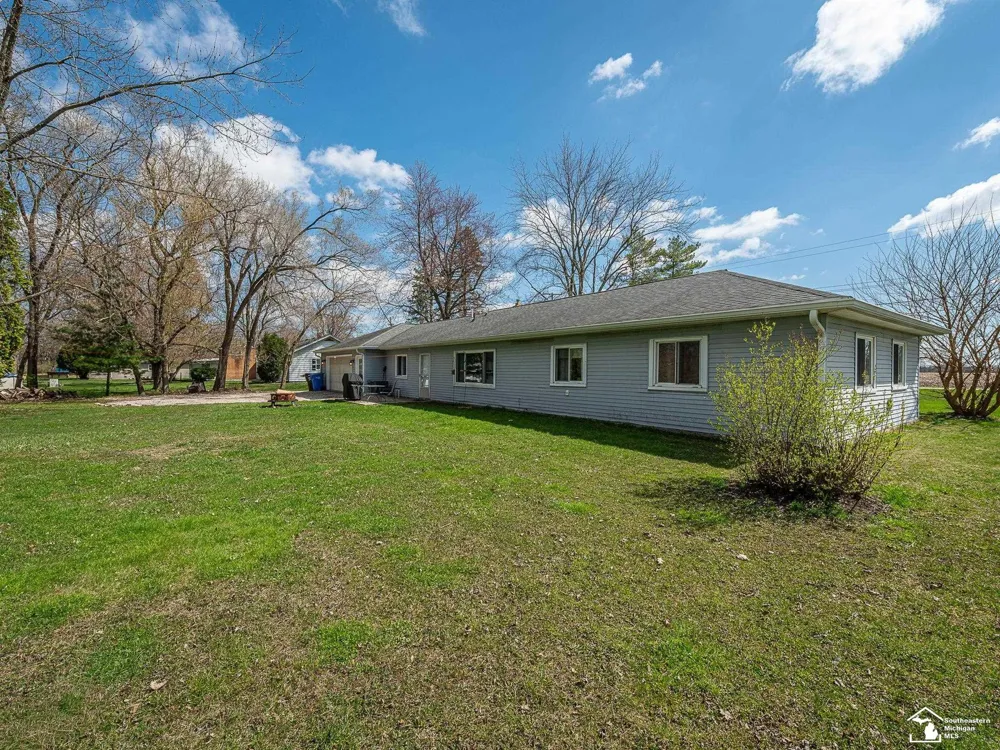 2525 Reinhardt Road Frenchtown Township, MI 48162