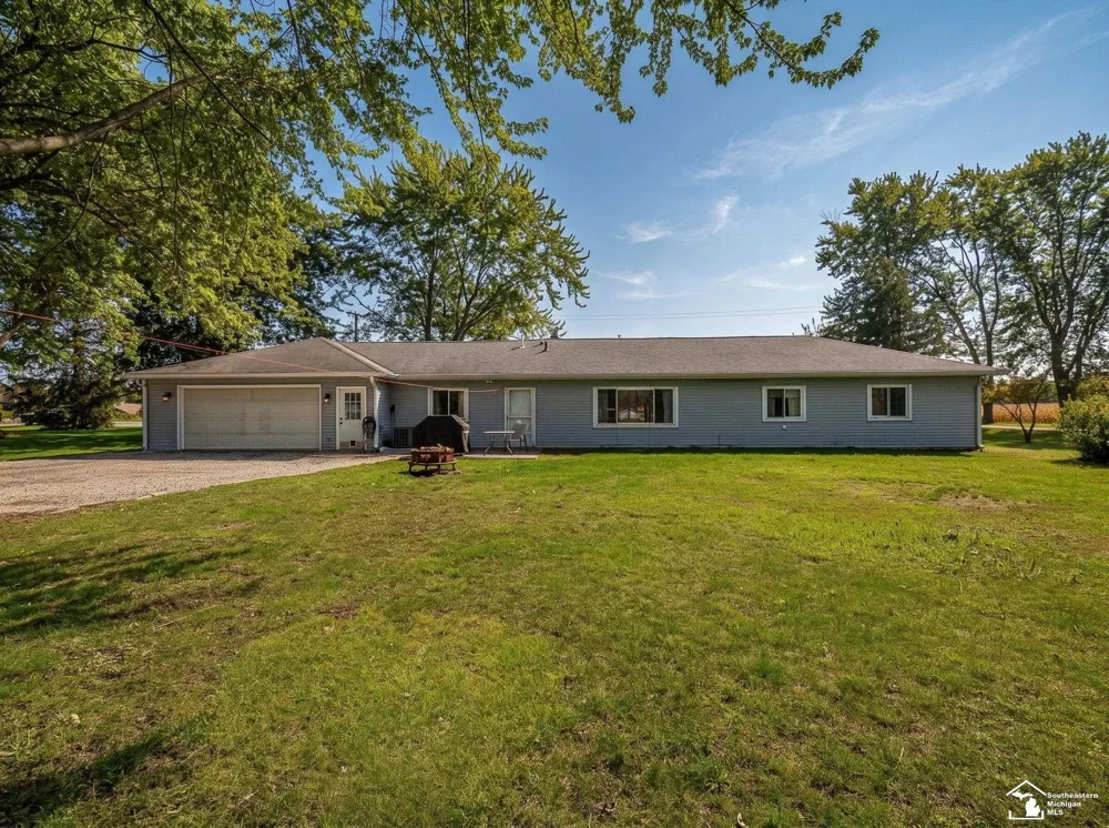 2525 Reinhardt Road Frenchtown Township, MI 48162