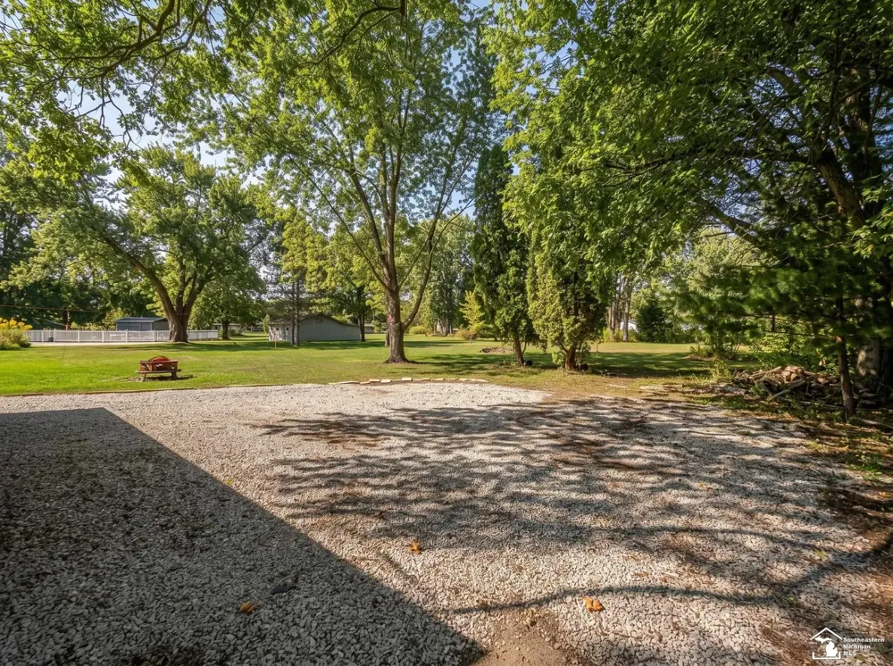 2525 Reinhardt Road Frenchtown Township, MI 48162