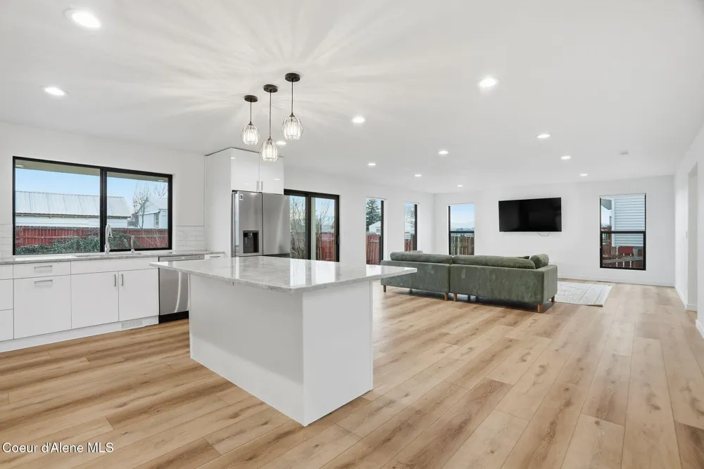 4216 Silas Road Spokane Valley, WA 99216