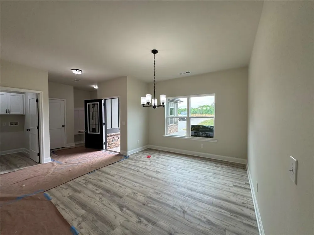 2089 Hicks Road Toccoa, GA 30577