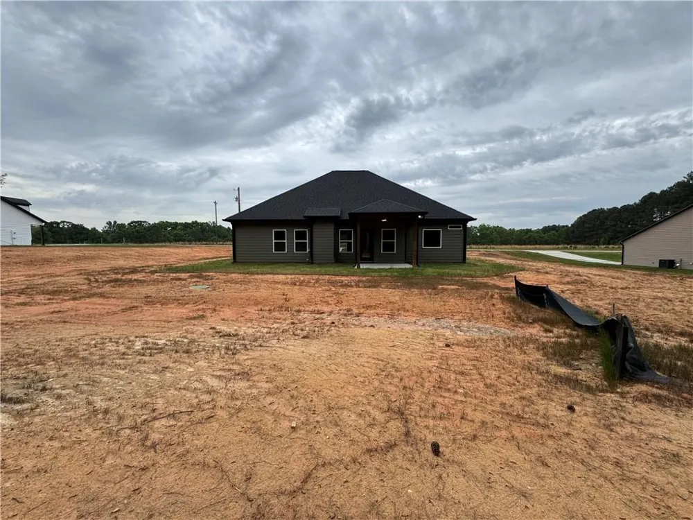 2089 Hicks Road Toccoa, GA 30577