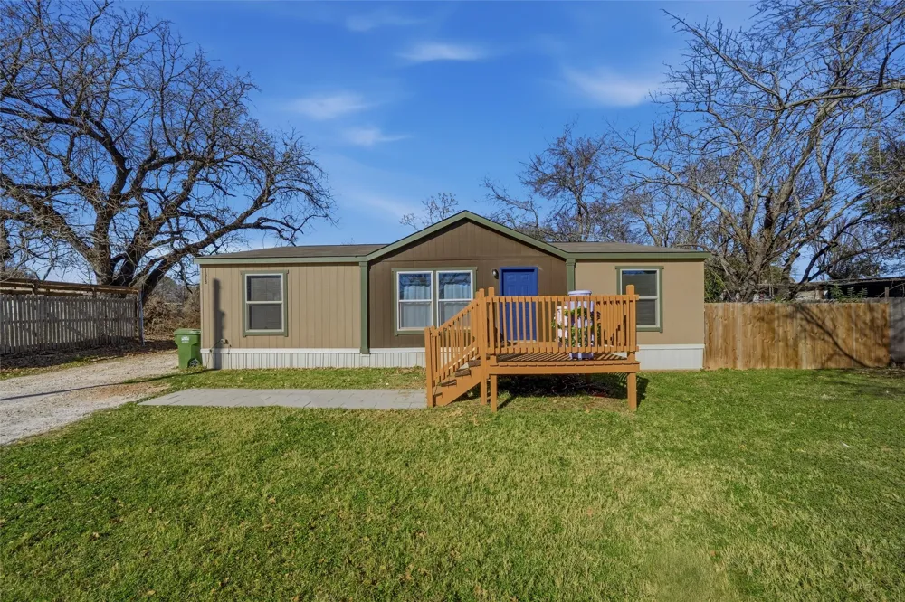 1618 Lands End Street