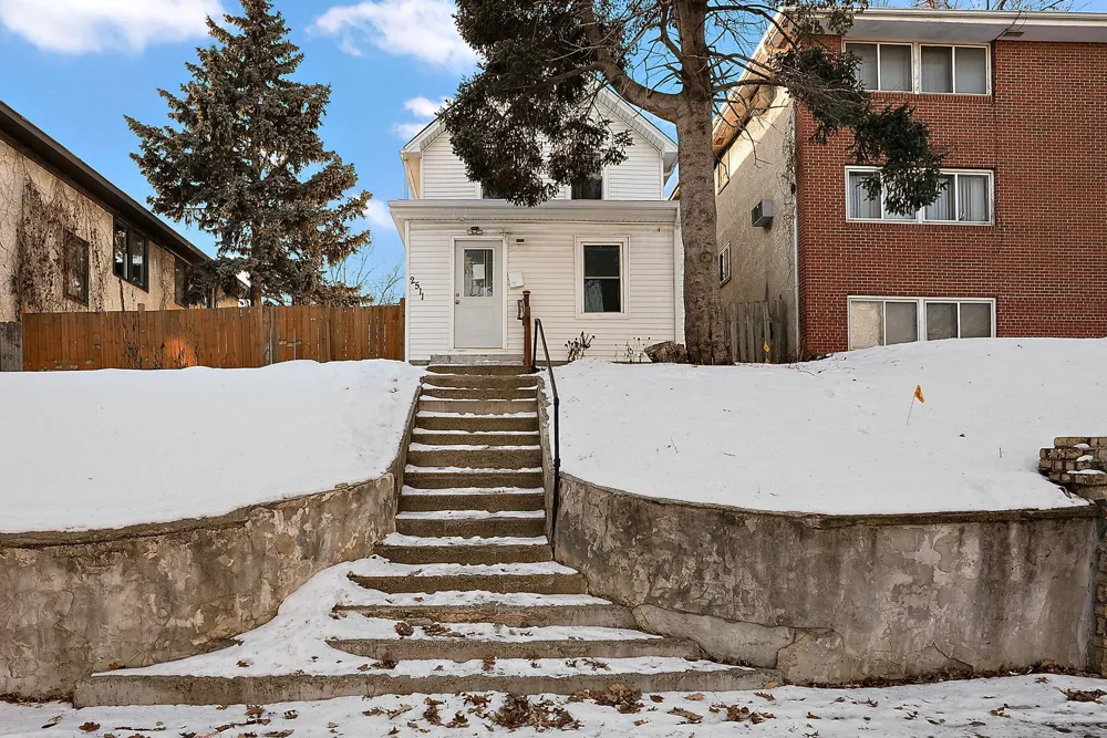 2511 4th Street