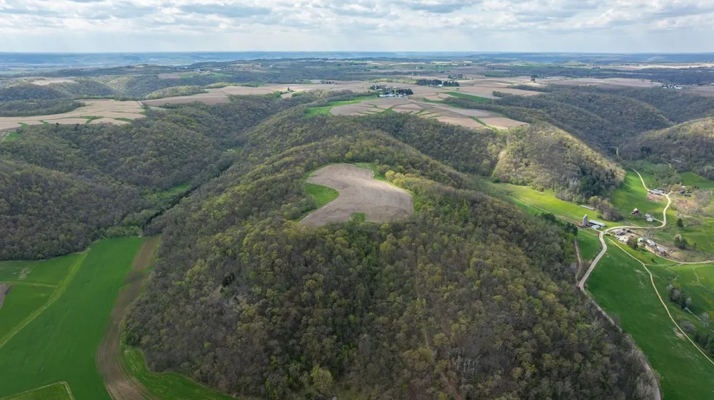 0 Yaeger Valley Road Cochrane, WI 54622