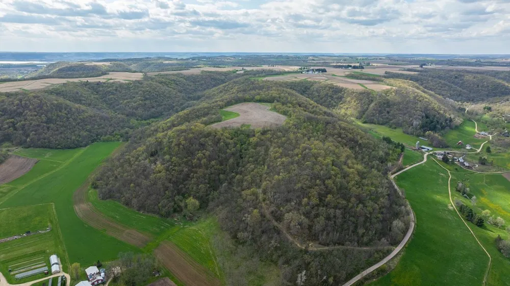 0 Yaeger Valley Road Cochrane, WI 54622