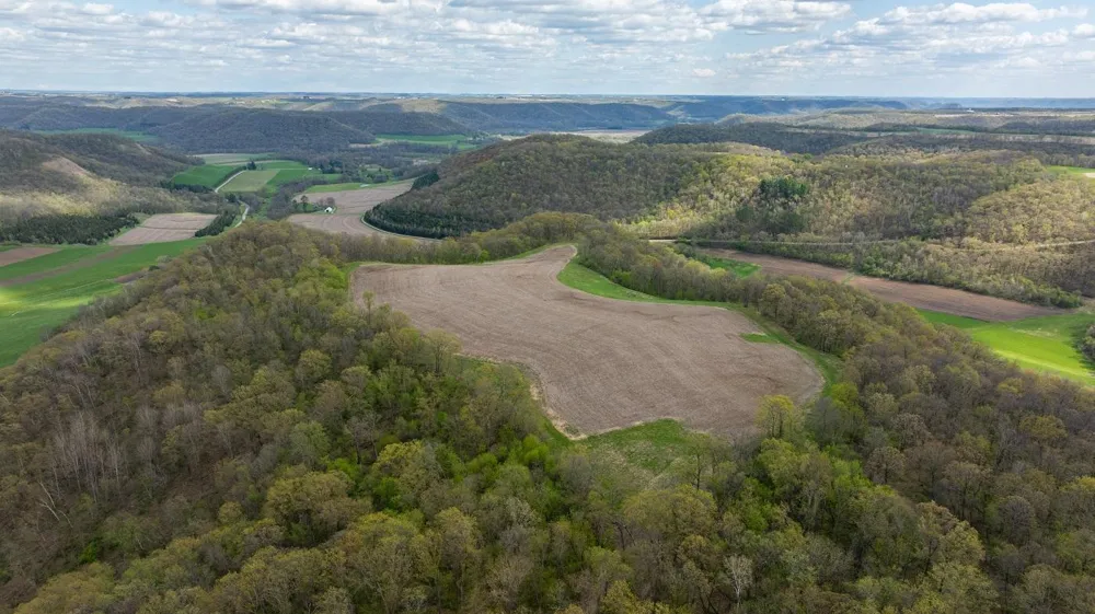 0 Yaeger Valley Road Cochrane, WI 54622