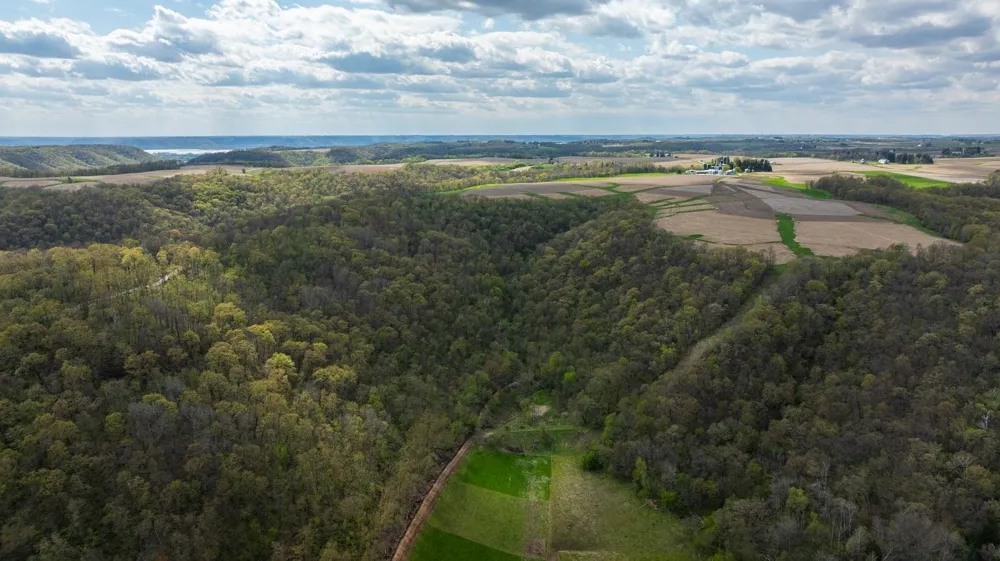 0 Yaeger Valley Road Cochrane, WI 54622