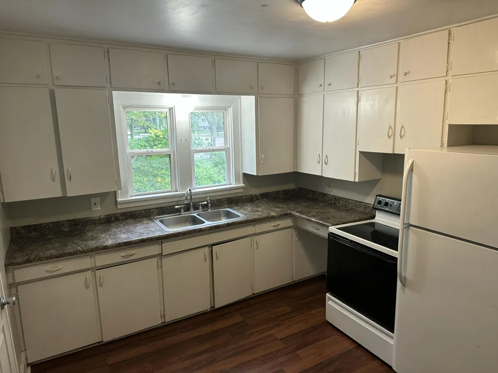 3427 W Michigan Avenue Kalamazoo City, MI 49006