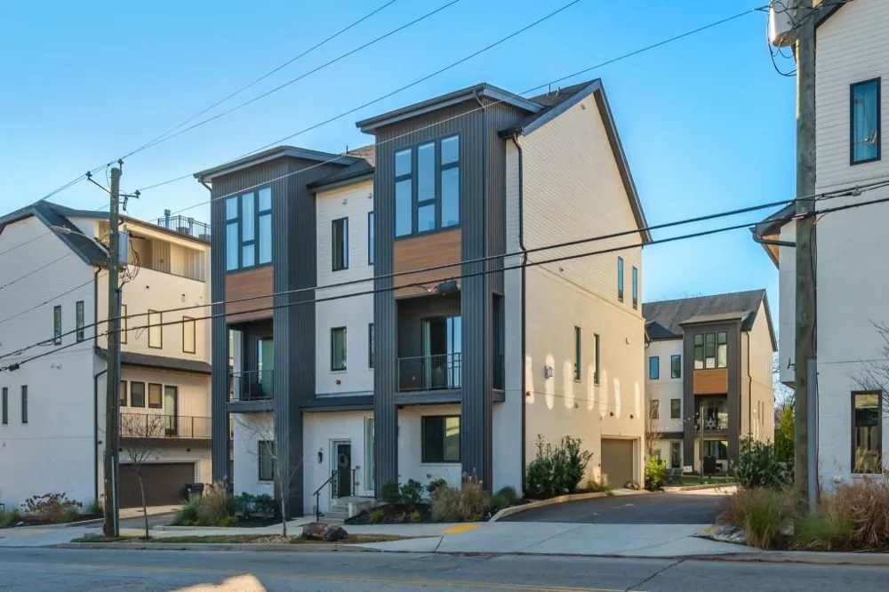 2347 Hosea L WIlliams Drive #11