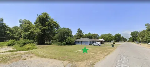 2235 West Rose