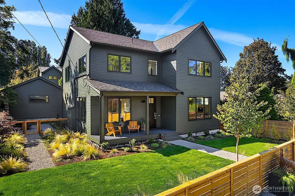 10419 & 10421 41st Avenue SW #A & B